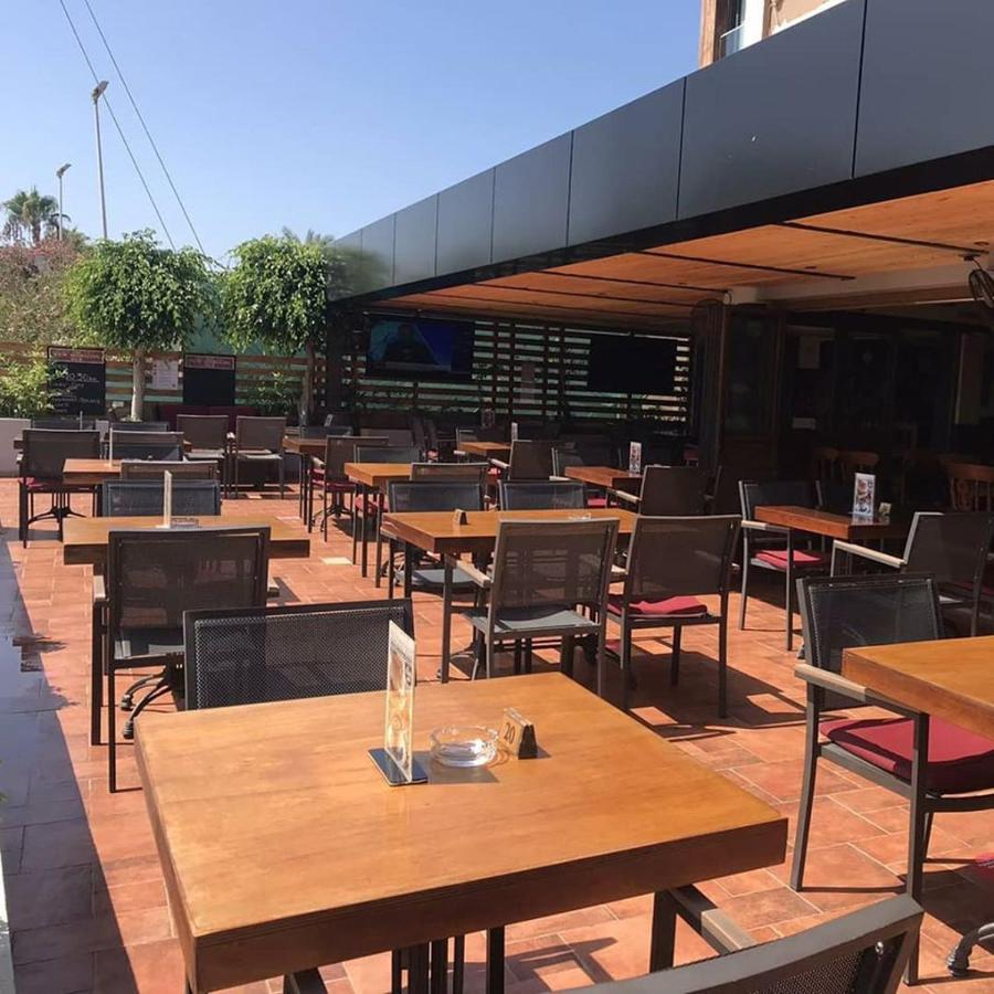 Terrazza Suites Paphos Buitenkant foto