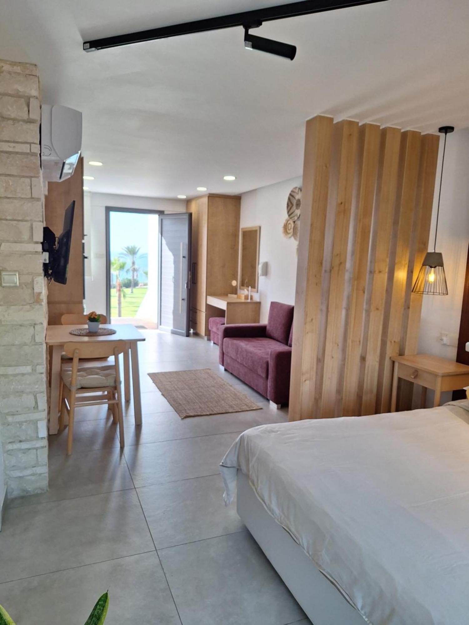 Terrazza Suites Paphos Buitenkant foto