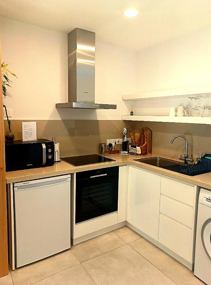 Terrazza Suites Paphos Kamer foto