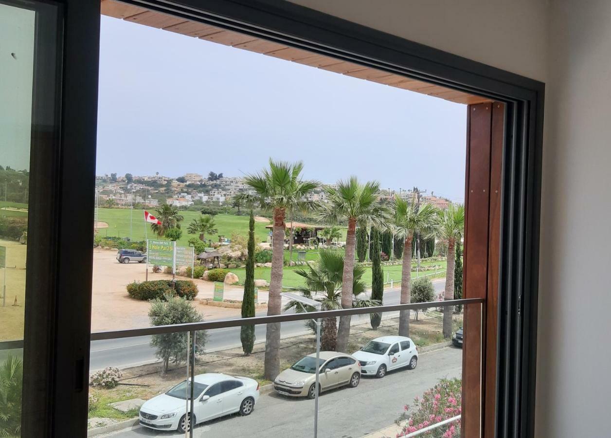 Terrazza Suites Paphos Buitenkant foto