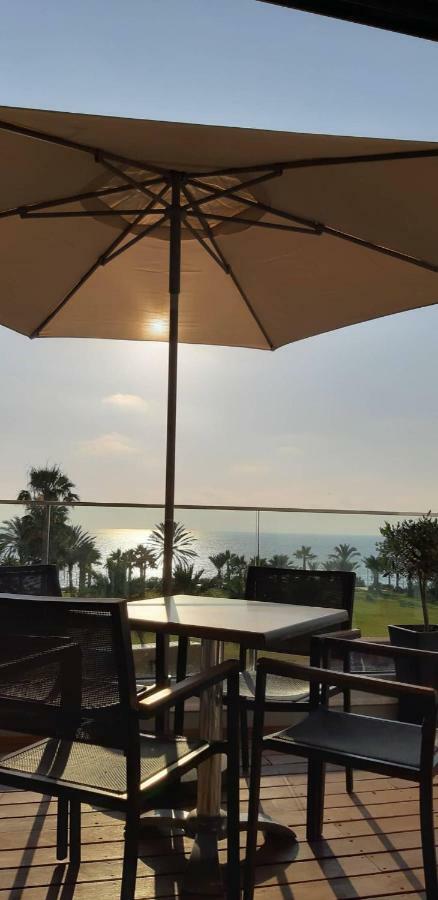 Terrazza Suites Paphos Buitenkant foto