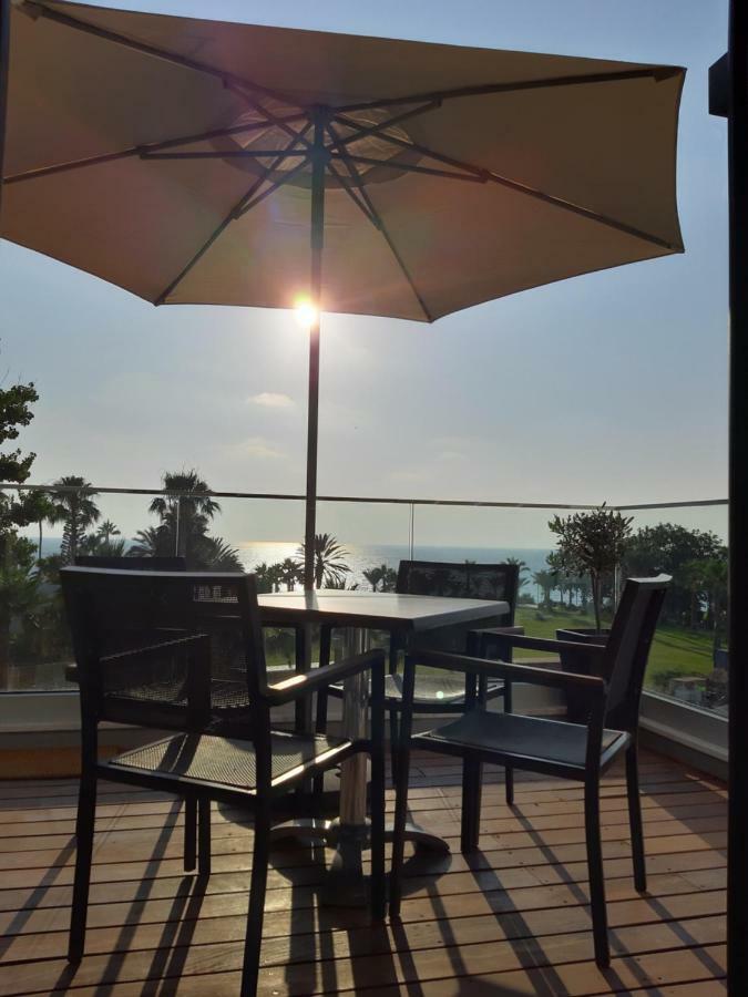 Terrazza Suites Paphos Buitenkant foto