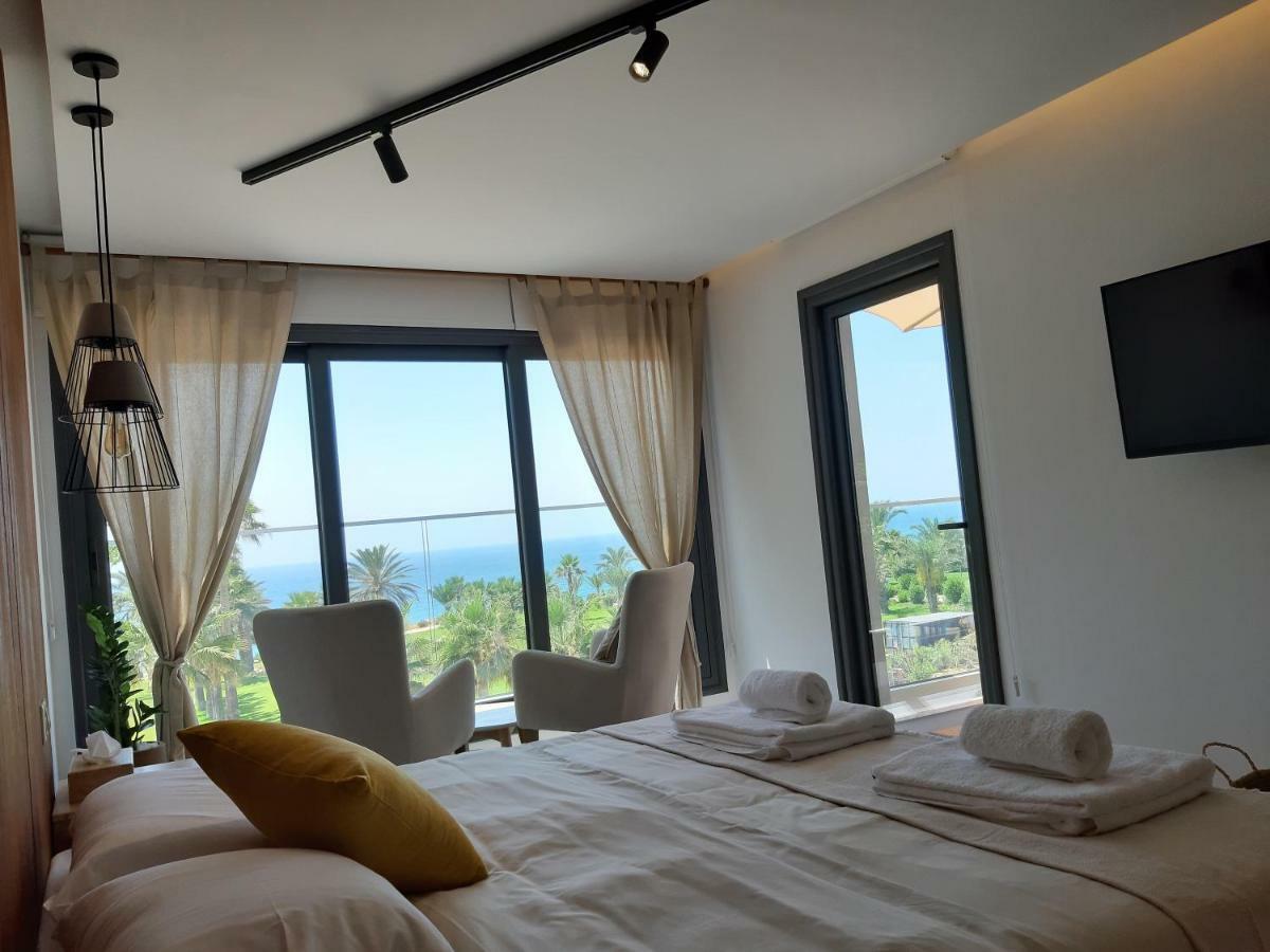 Terrazza Suites Paphos Buitenkant foto